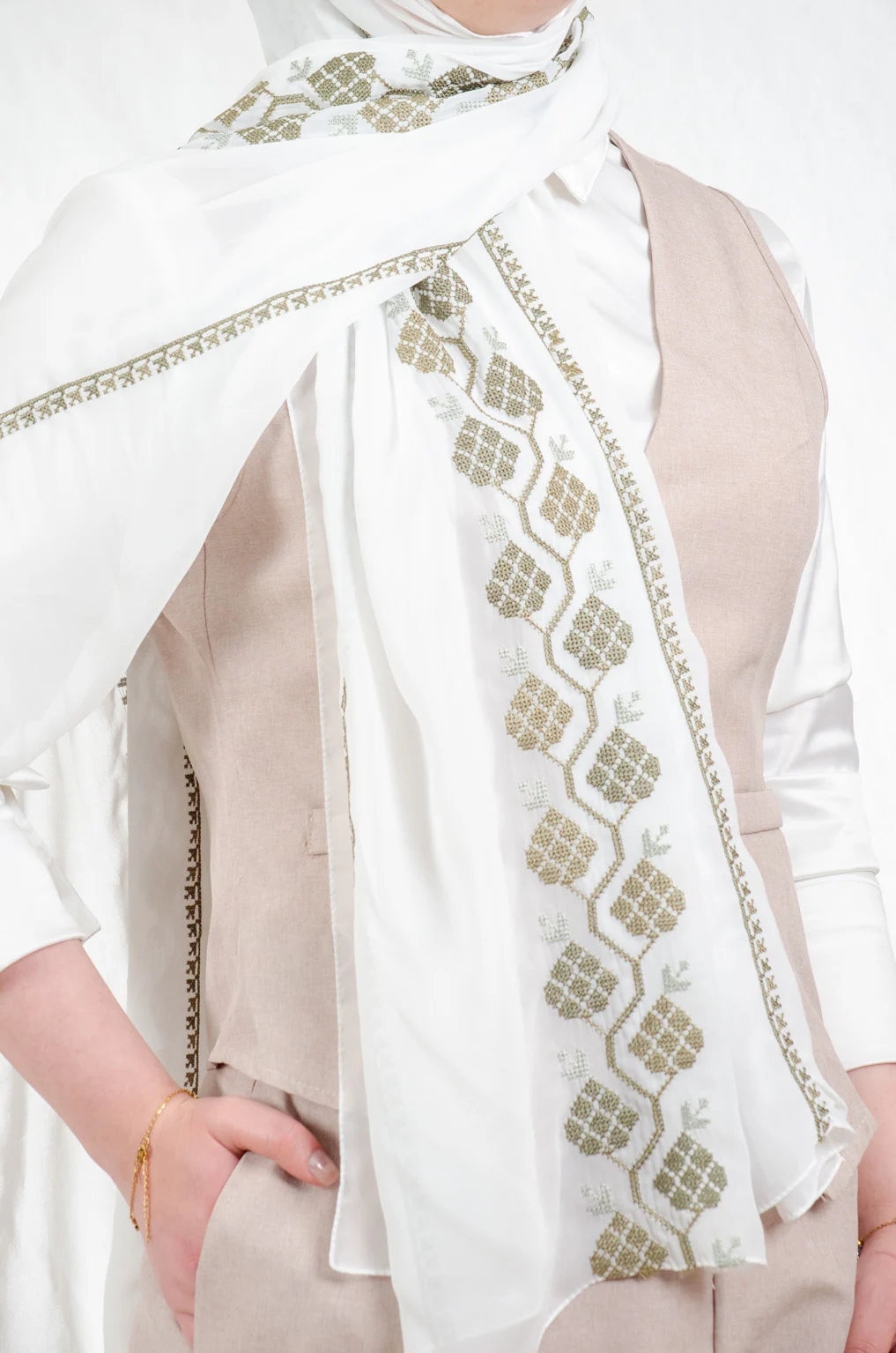 Fresh off white and green embroidered chiffon-cotton shawl with traditional fallahi design, 180x70cm contemporary heritage wrap