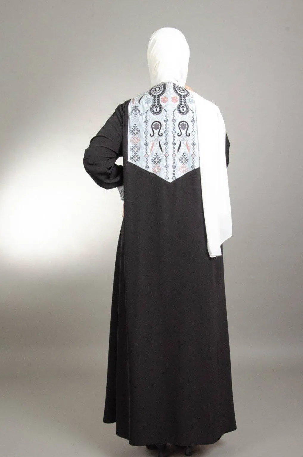 Black Fallahi Embroidered Open Abaya Queen by Falahi House in Jordan