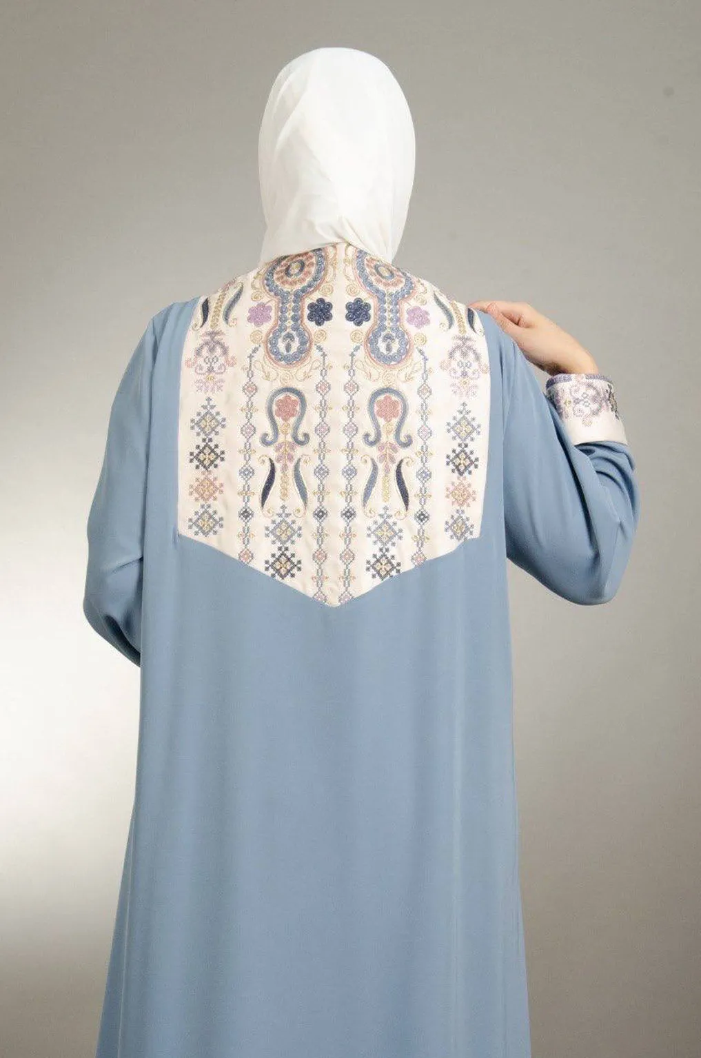 Blue Fallahi Embroidered Open Abaya Queen by Falahi House in Jordan