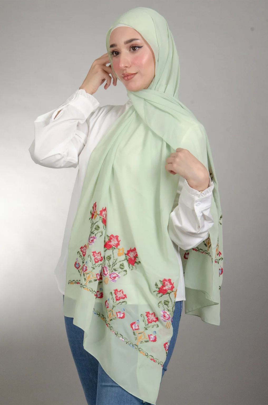 Mint Henna Shawl with authentic Falahi embroidery on soft Duja Al-Lail cotton chiffon, perfect for henna nights, weddings, and special occasions.