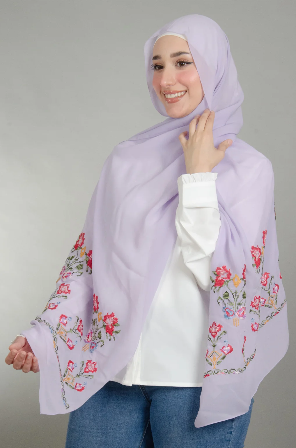 Purple Henna Shawl with authentic Falahi embroidery on soft Duja Al-Lail cotton chiffon, perfect for henna nights, weddings, and special occasions.