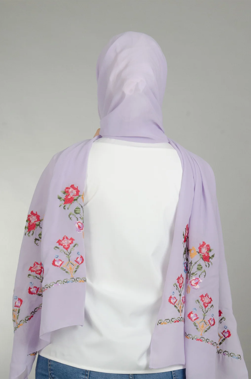 Purple Henna Shawl with authentic Falahi embroidery on soft Duja Al-Lail cotton chiffon, perfect for henna nights, weddings, and special occasions.