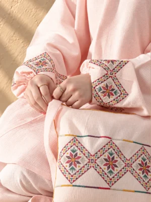Embroidered Prayer Set